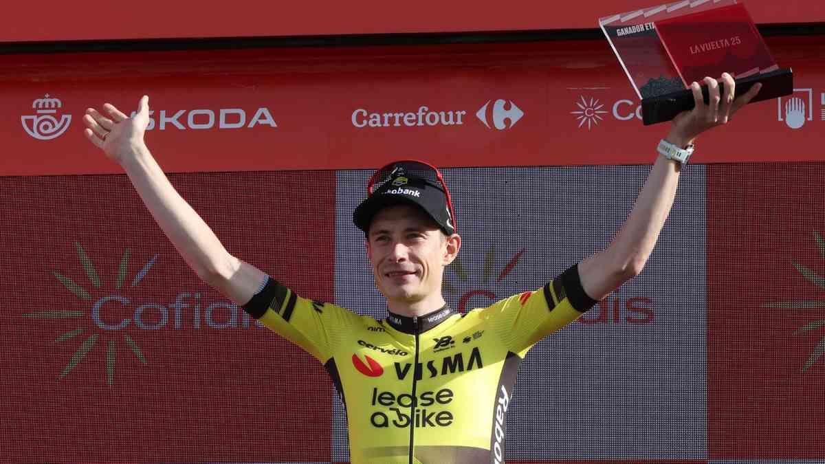 Cycling-Vingegaard secures Vuelta a Espana title as race stopped by Madrid protests