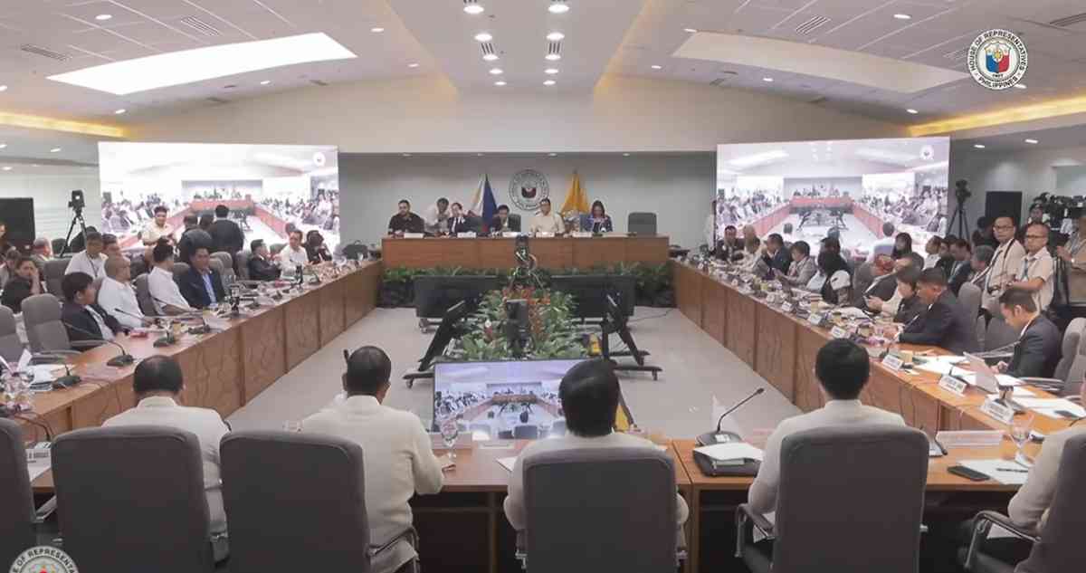 House panel halts flood control probe, turns over records to ICI