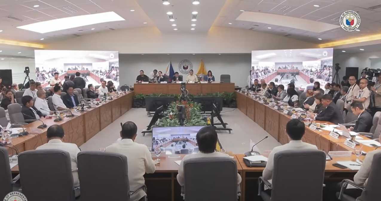 House panel halts flood control probe, turns over records to ICI