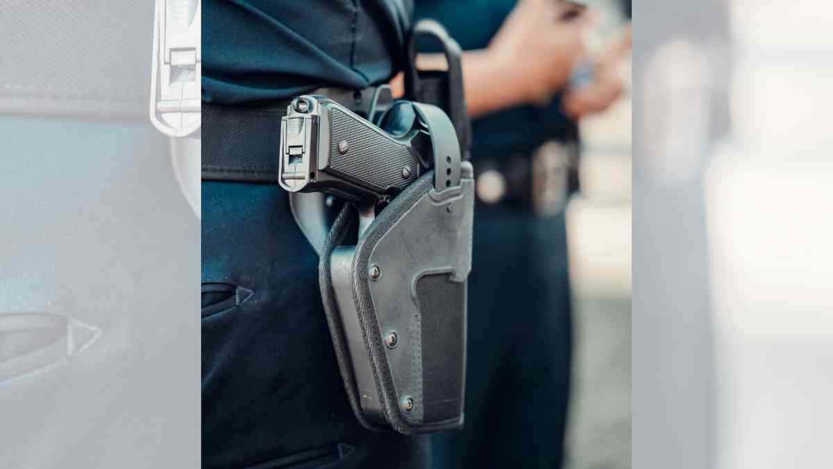 Police officer arrested after pointing gun in Tondo, Manila