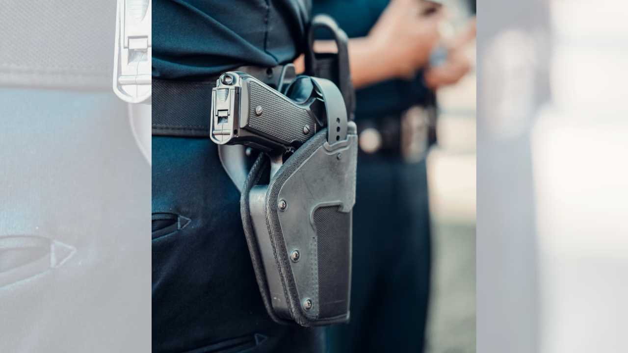 Police officer arrested after pointing gun in Tondo, Manila