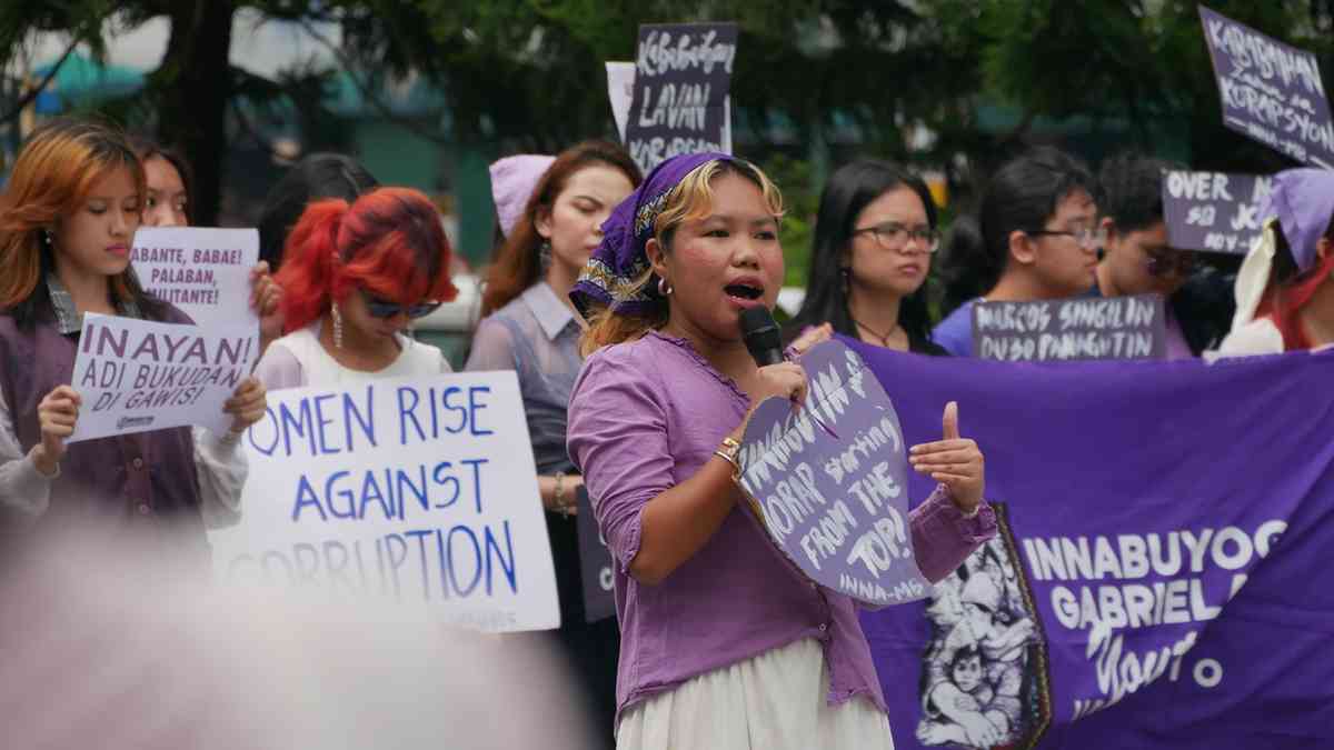 Women’s groups in Baguio stage 'Purple Day of Action' against gov't corruption