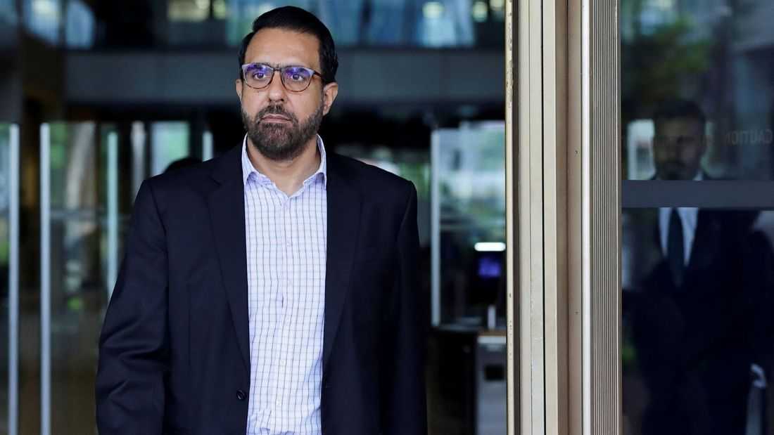 Singapore PM strips Singh of Leader of Opposition post