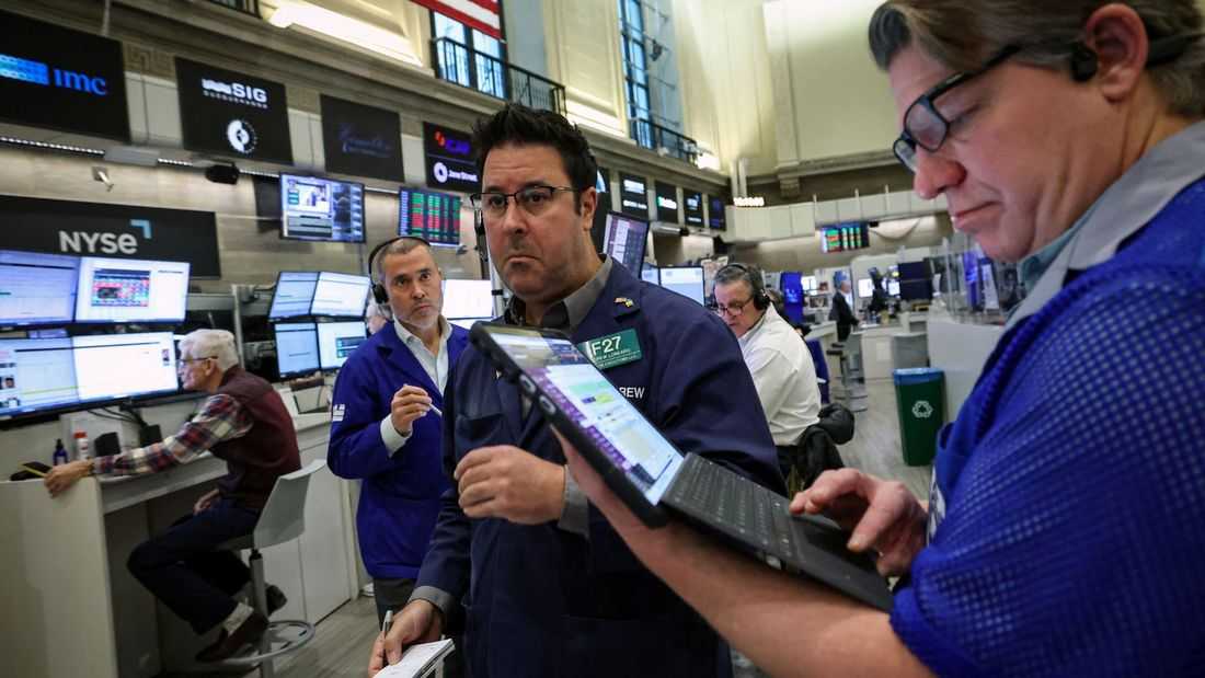 Yen spikes with intervention in focus; oil rallies on Iran fears