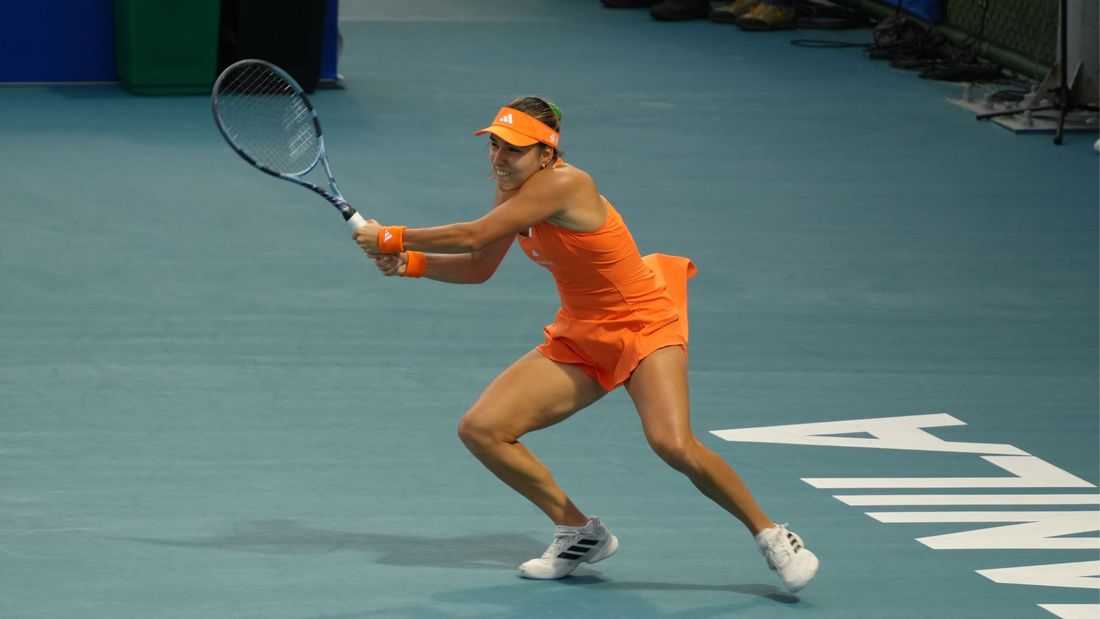 Osorio beats Sierra, sets up final showdown with Vekic at first PWO