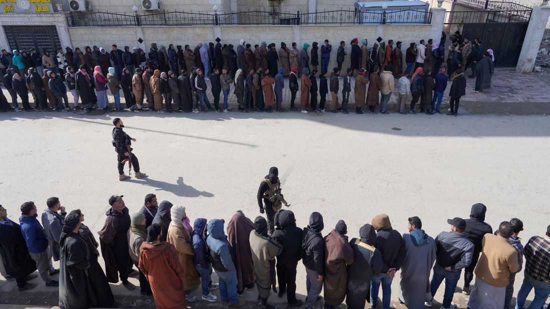 Syrian government, Kurdish forces announce integration deal