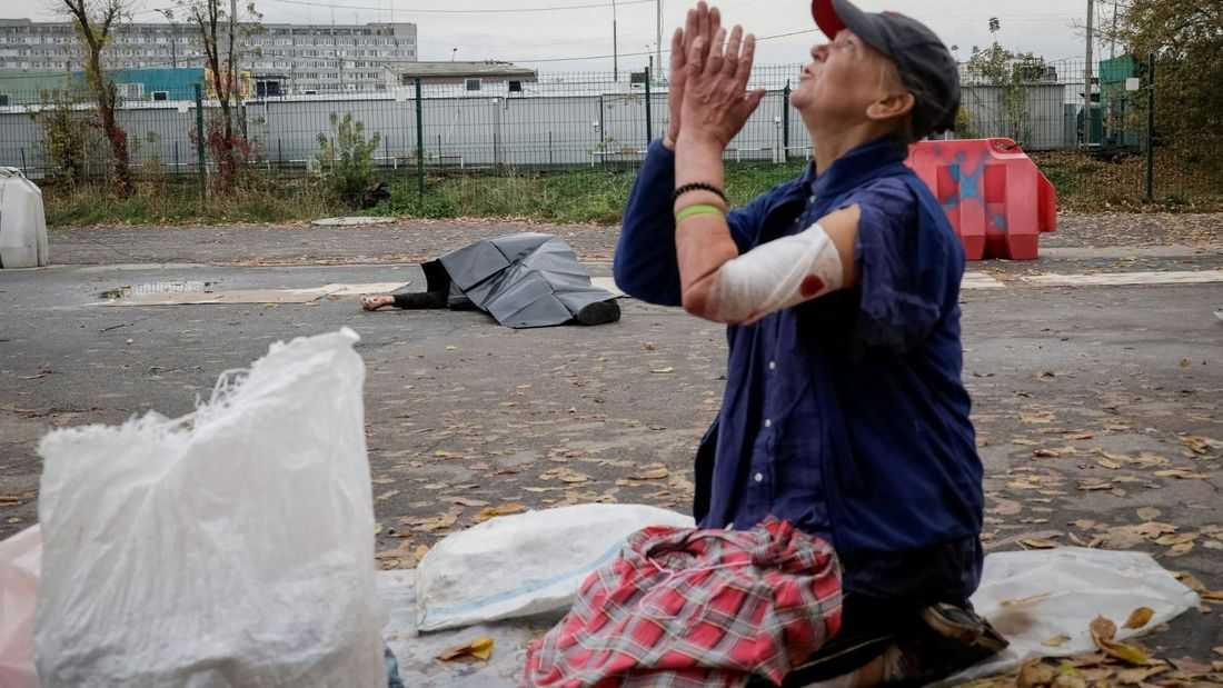 Russian attacks kill eight in Ukraine, cut power to over a million