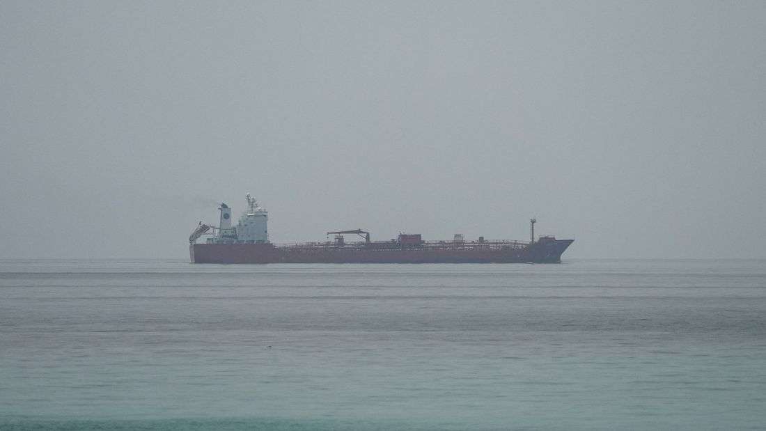 Oil climbs as Mideast conflict, tanker attacks persist