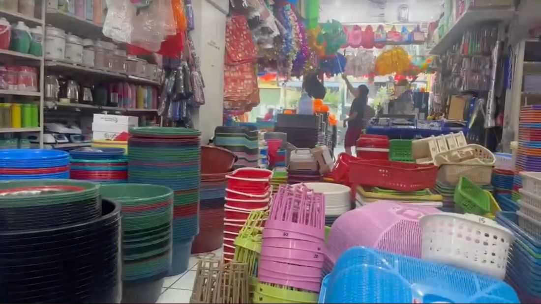 Buckets ‘best sellers’ in Baclaran shops as Filipinos prepare for El Niño