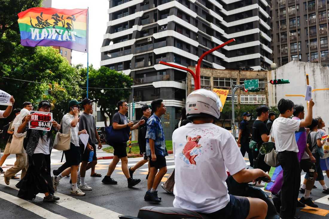 Rare police raid of Taipei gay bar sparks angry protest