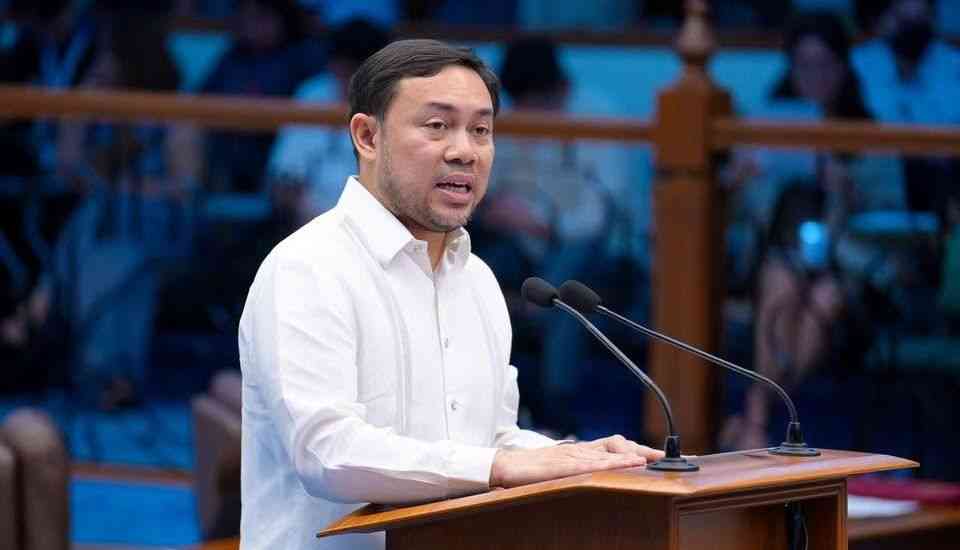 Sen. Mark Villar joins Senate majority bloc