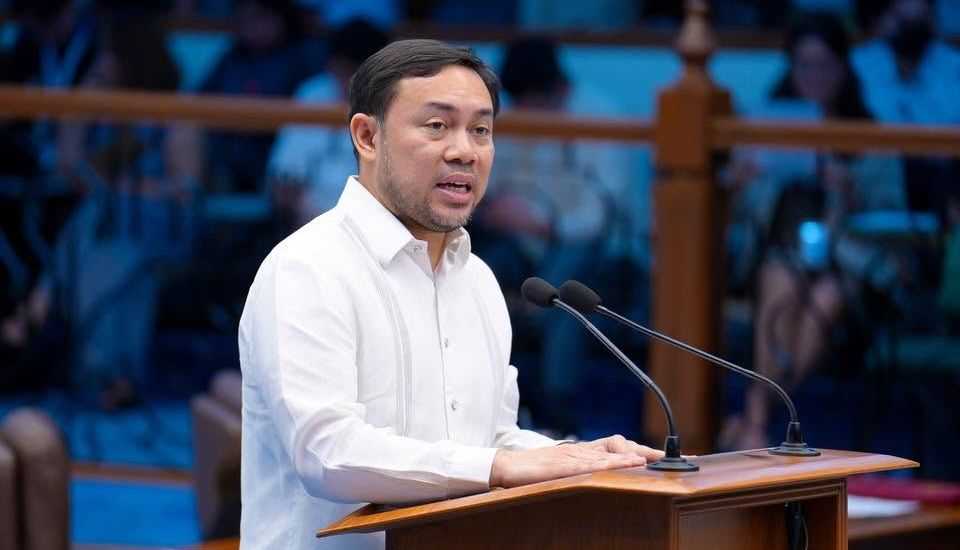 Sen. Mark Villar joins Senate majority bloc