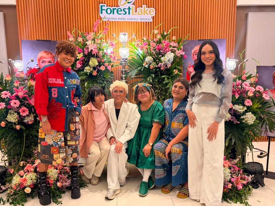 Ate Gay’s ‘living funeral’ celebrates life, love with family and friends