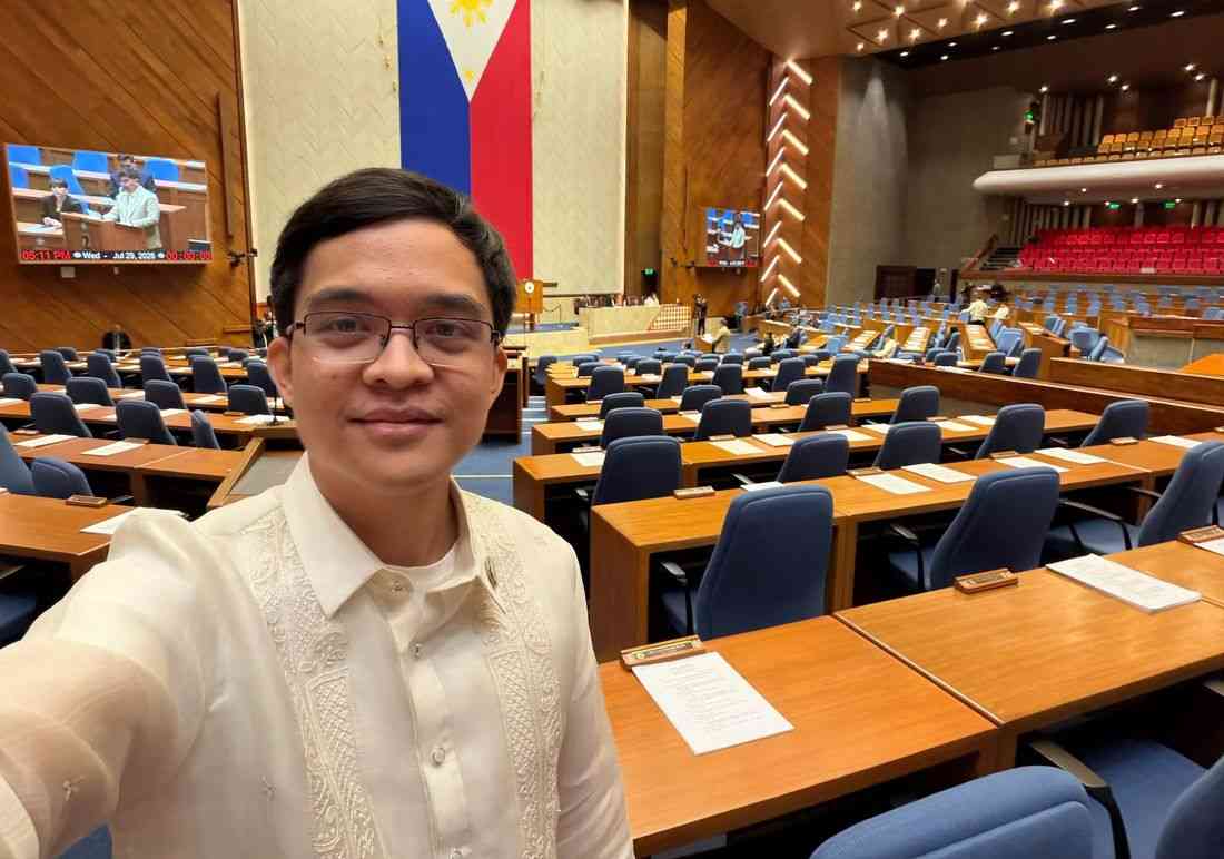 'Huwag niyo akong alalahanin': Leviste thanks supporters amid arrest warrant