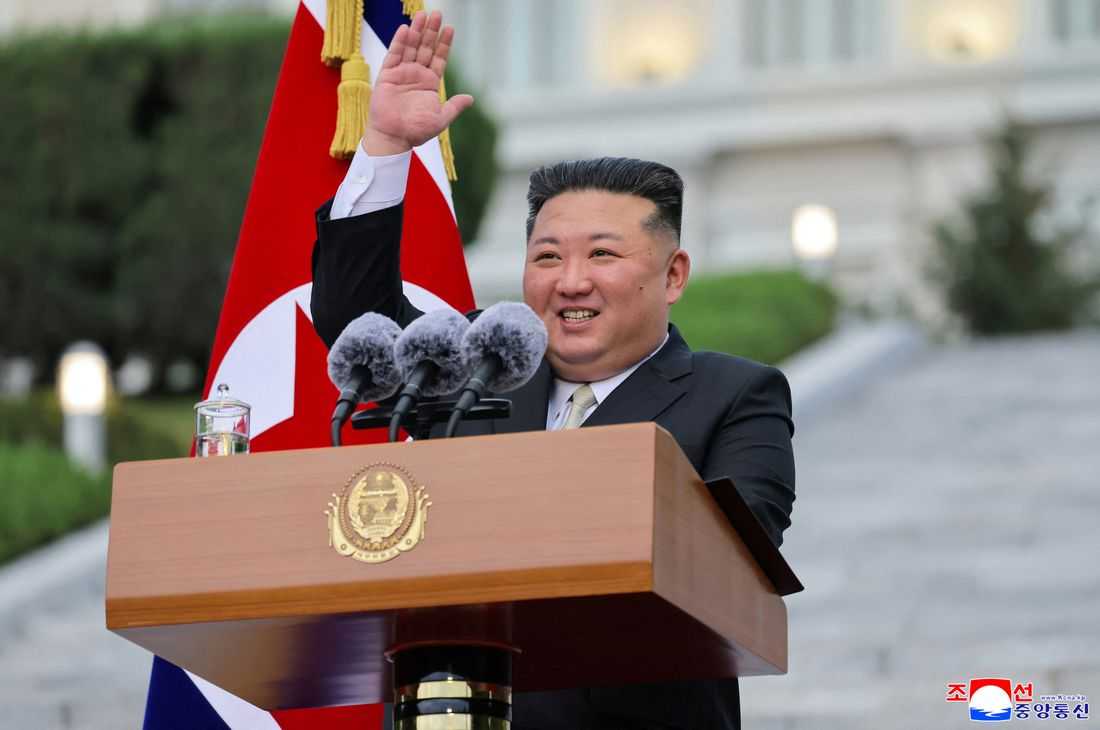 North Korea warns US over Taiwan while Kim pledges support for Russia