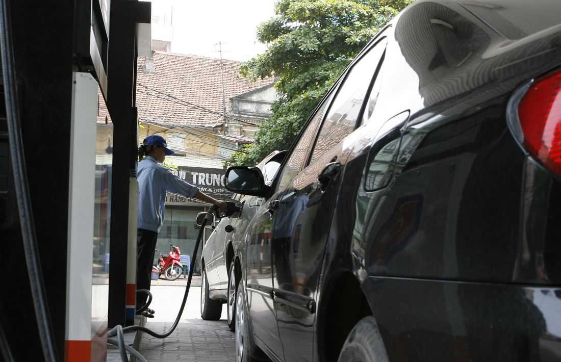 Vietnam considering cutting gasoline tax, electricity prices