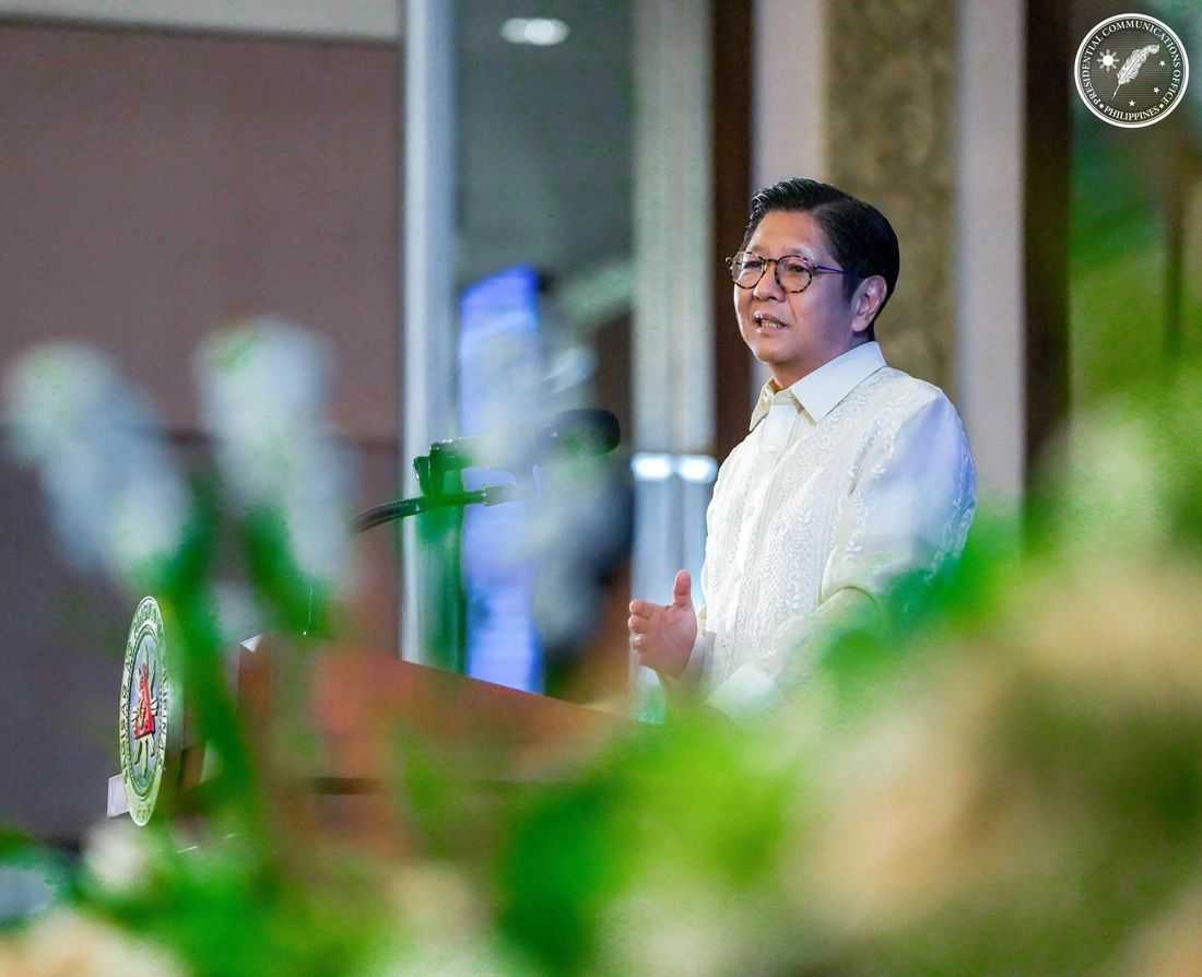 Marcos invited to Formula 1 Singapore Grand Prix during working visit