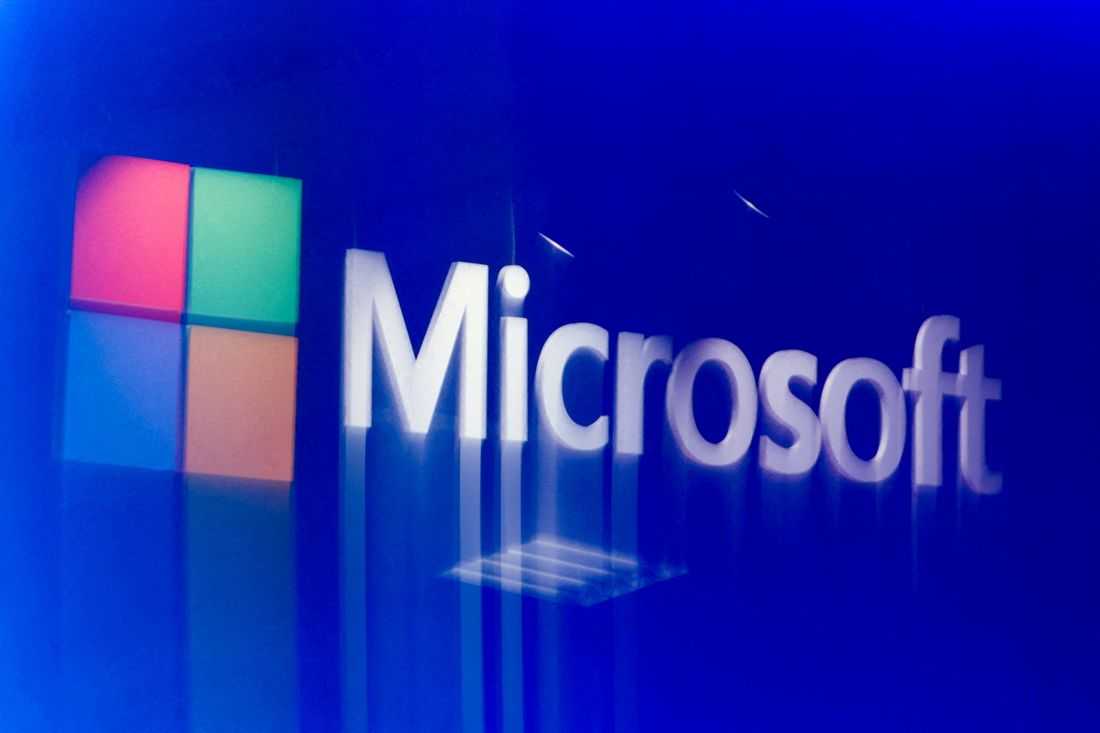 Microsoft's cloud growth, cash flow offer respite from AI spending fears
