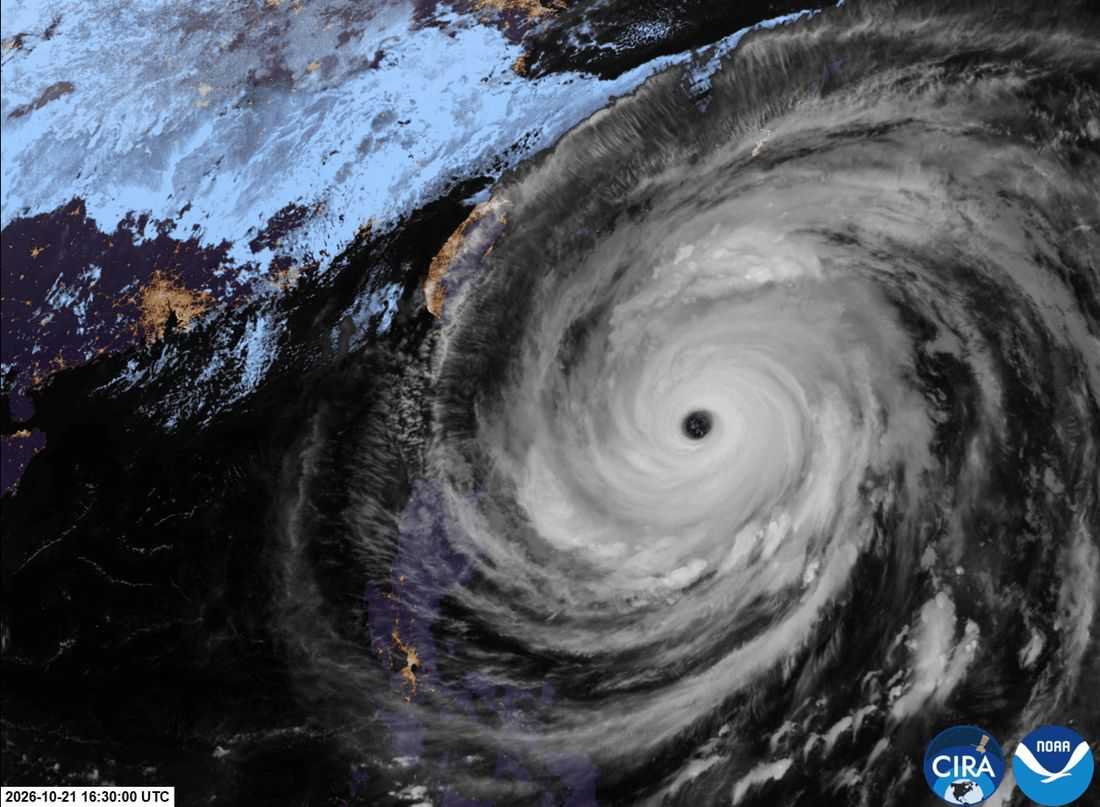 Taiwan issues land warning ahead of arrival of powerful Typhoon Champi