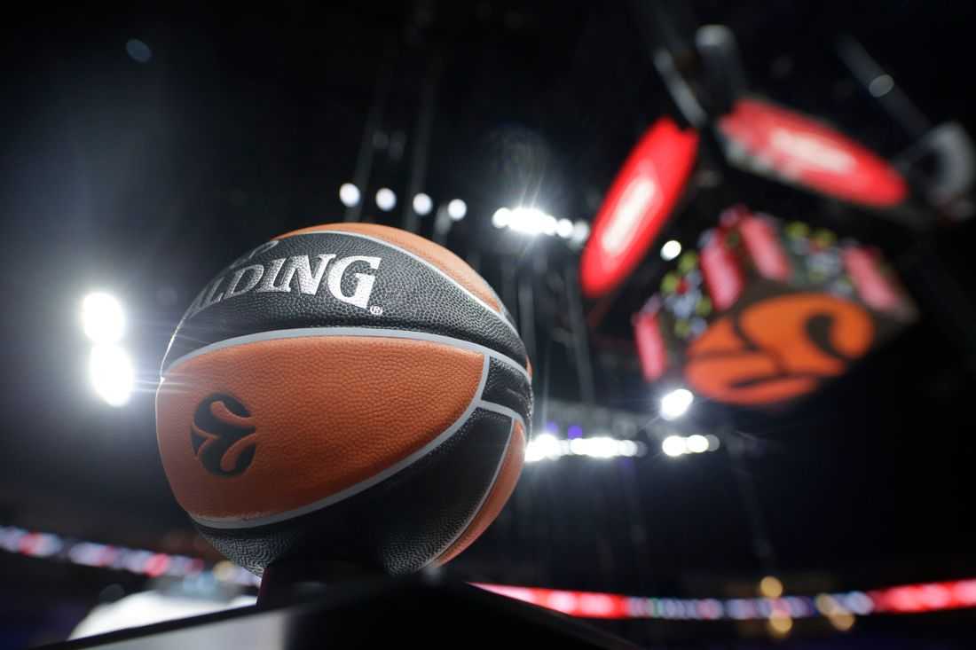 Basketball - Former Euroleague CEO warns clubs against surrendering control to NBA