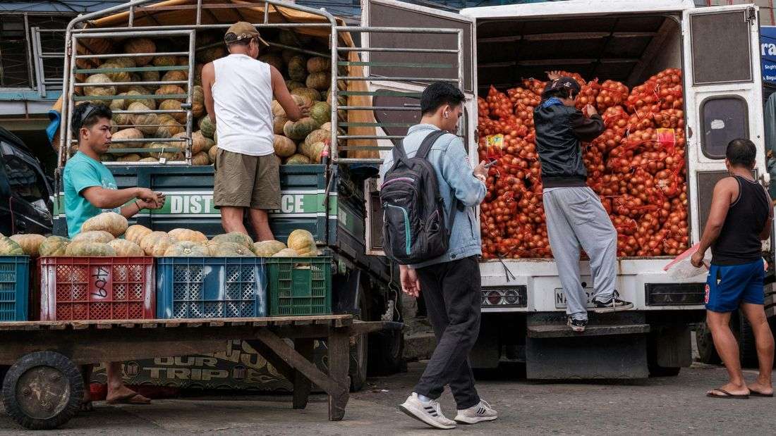 300,000 agri sector workers to receive ₱3-B in fuel subsidies — Palace