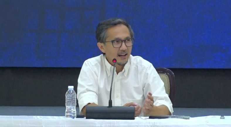 ‘Trabaho lang’: Dizon says Marcos wants gov’t officials to set aside politics, focus on work