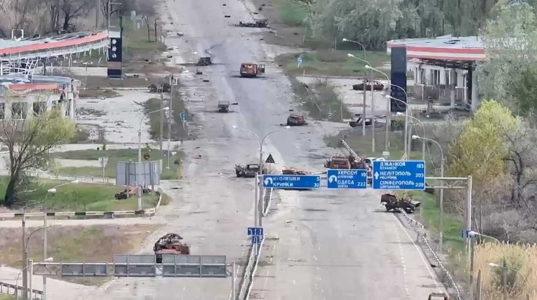 Russia, Ukraine agree on ceasefire in embattled town, to hold peace talks next month