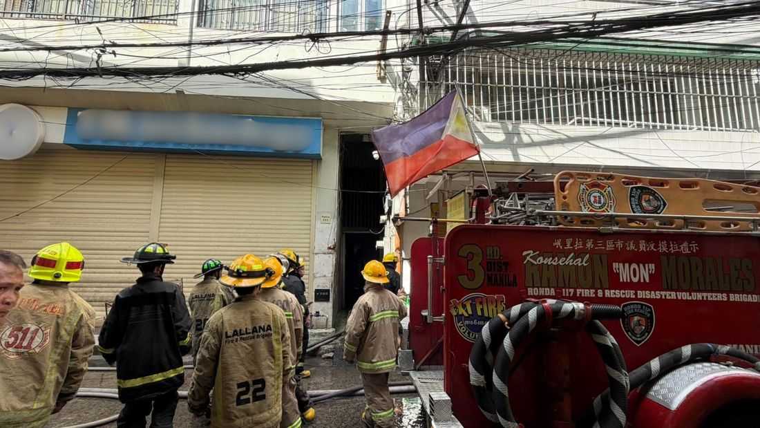 Fire hits commercial building in Quiapo, Manila