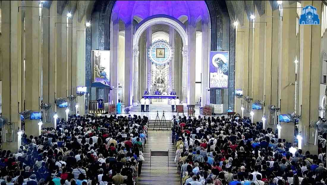 Catholics flock to Baclaran church on Ash Wednesday