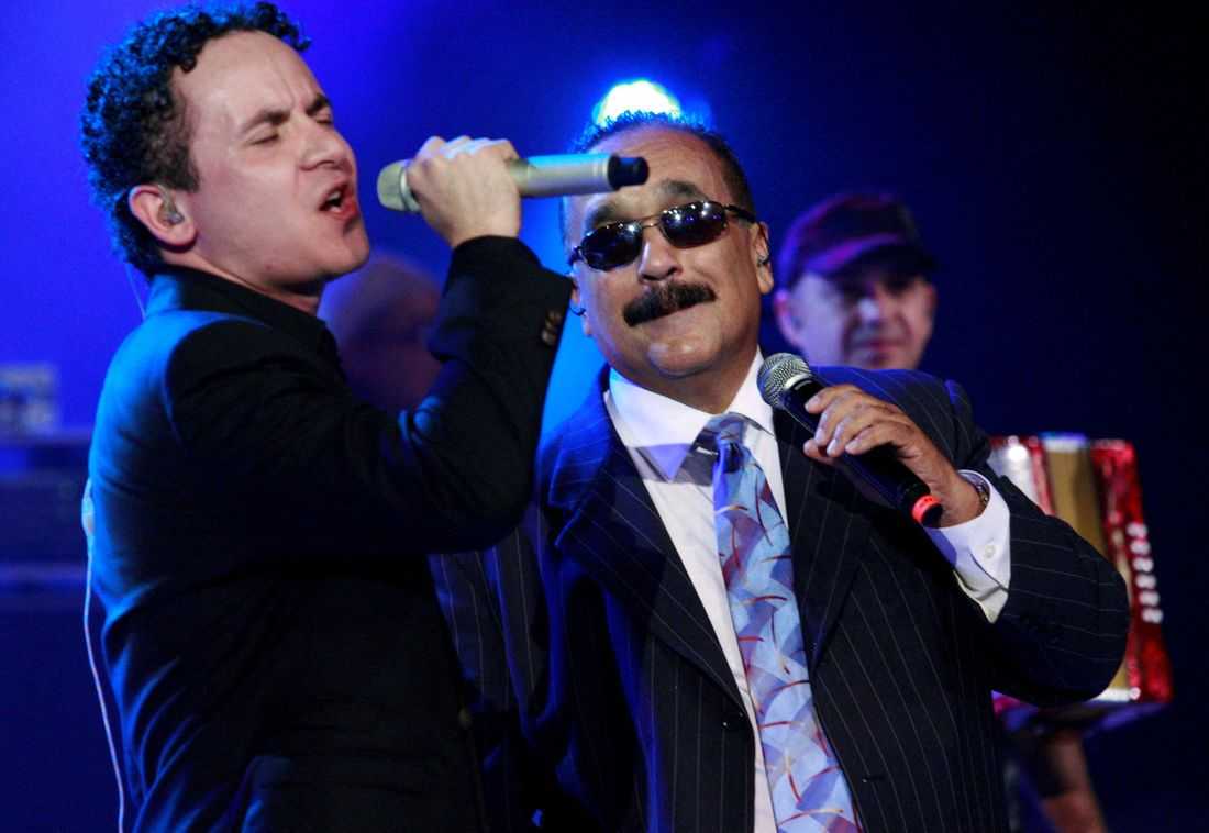 Salsa legend Willie Colón dies at age 75, family says