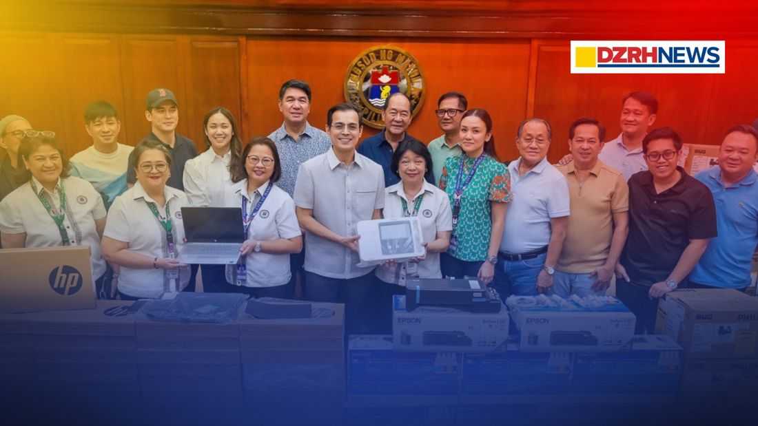 Mayor Isko Moreno led donation of 300 units of medical and IT equipment to Manila health centers