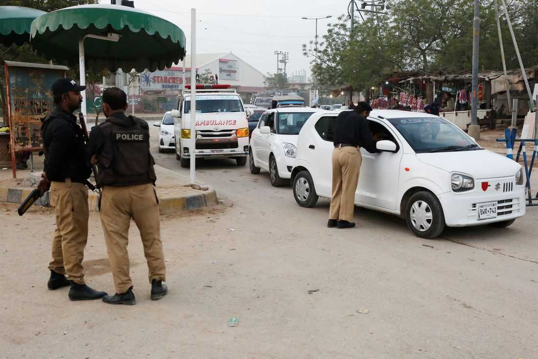 Pakistan, Afghanistan trade fire as Islamabad prepares to host US-Iran talks