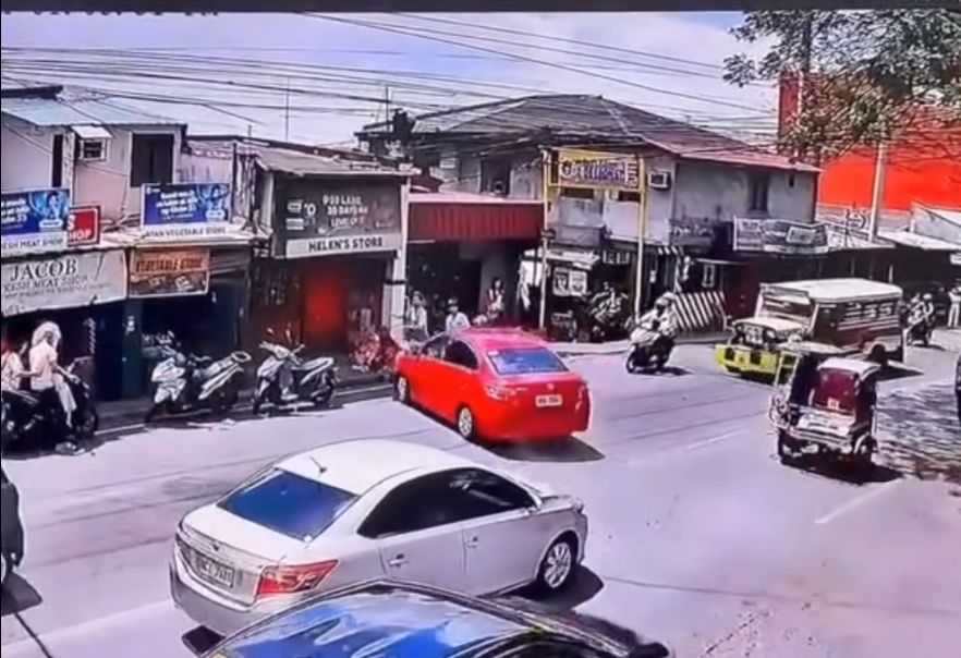 Four killed after car crashes into sidewalk in Angono, Rizal