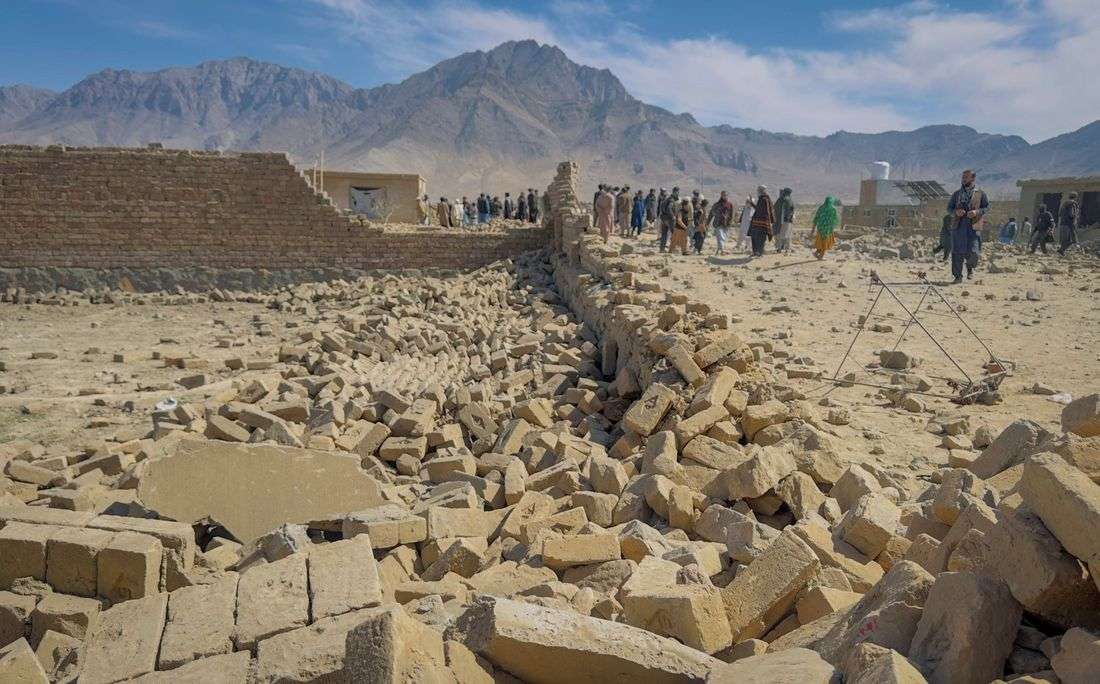 Afghanistan's Taliban say Pakistani air strikes kill six, wound 12