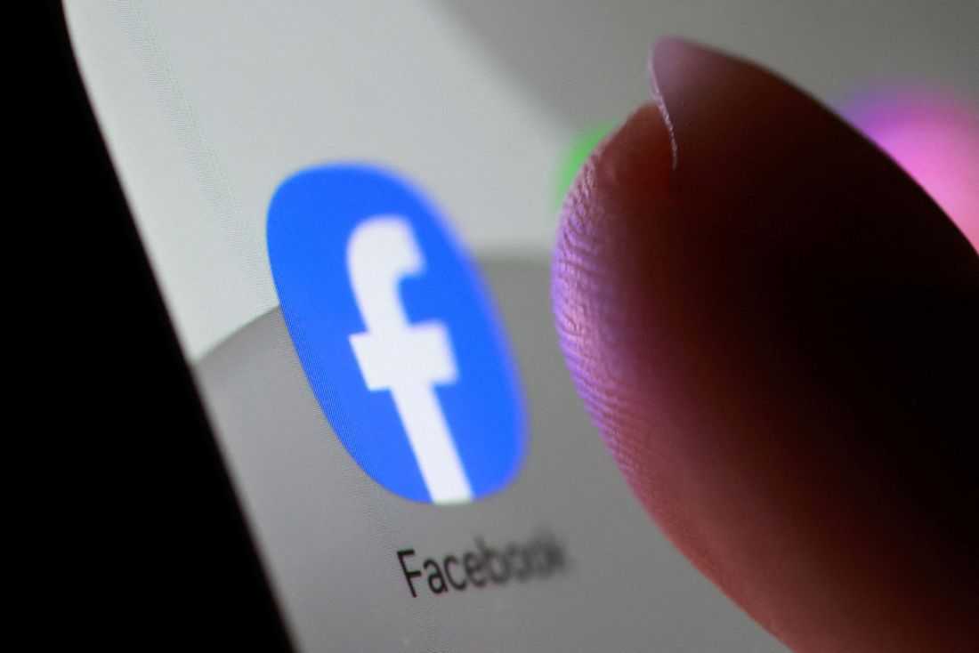 Facebook largely back up after brief outage in the US, Downdetector shows
