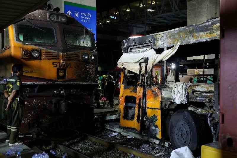 At least eight dead, 32 injured in Thailand after freight train hits bus