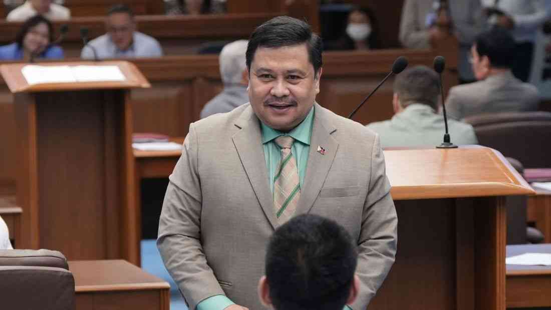 Ombudsman to file plunder case vs Estrada; more senators under probe