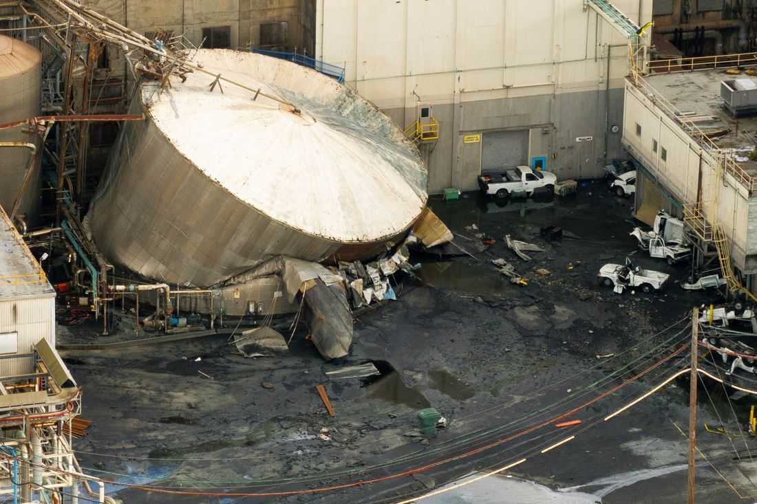 Chemical tank rupture in Washington state causes one death, multiple injuries