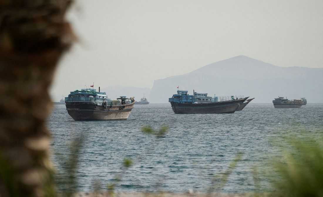 Vessels carrying Middle East oil, LNG exit Hormuz, head for Pakistan, China