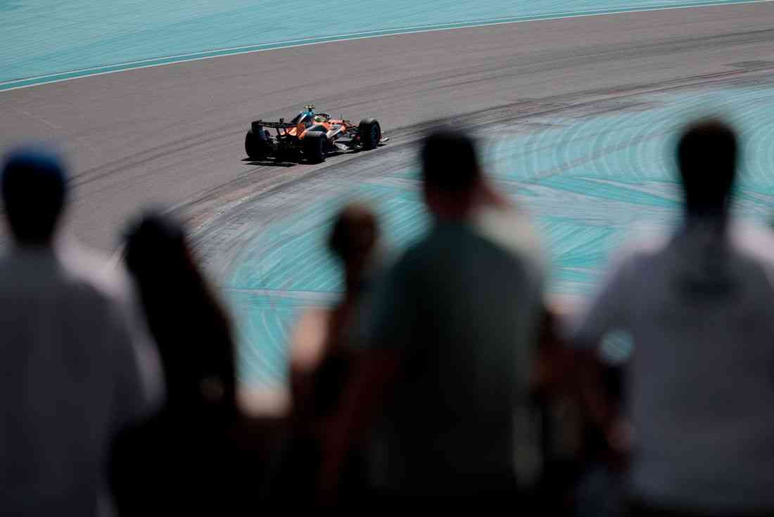 Motor racing-Miami F1 Grand Prix brought forward by three hours to beat storm threat
