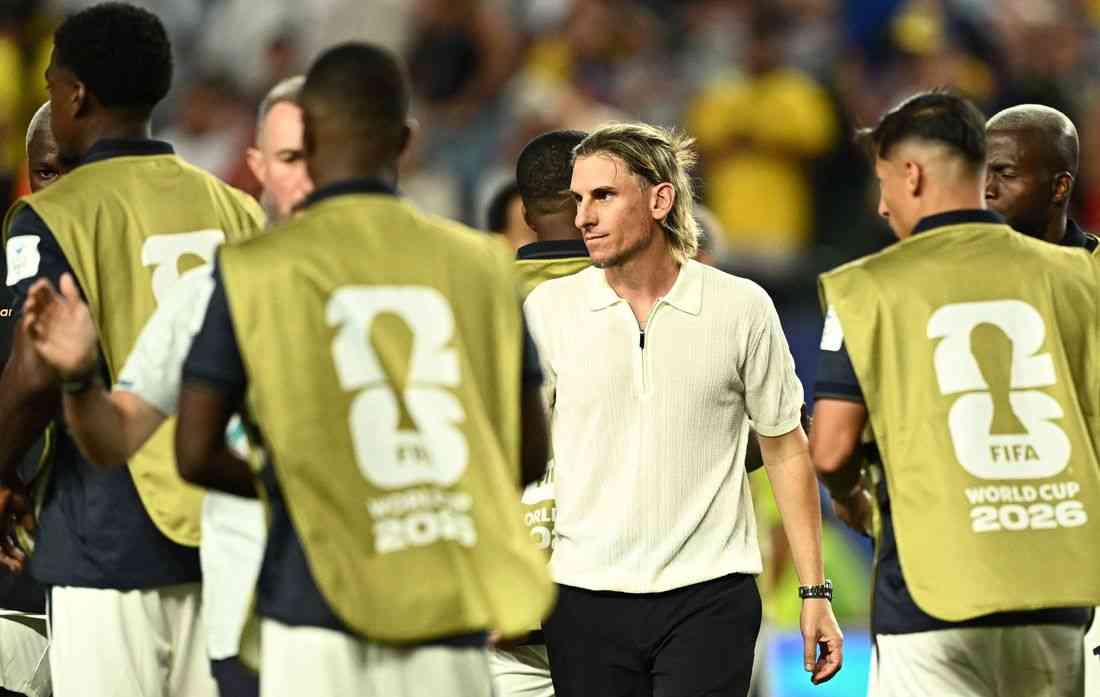 Soccer-Coach Beccacece laments cruel end to Ecuador's unbeaten run