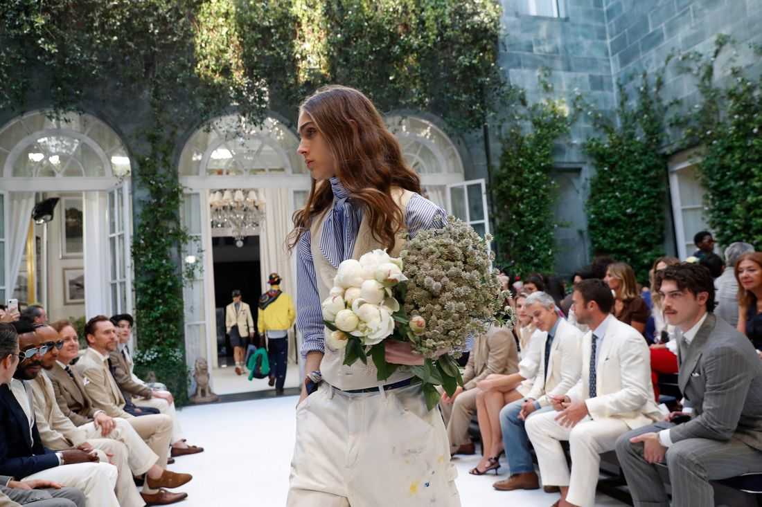 Ralph Lauren sports cross-generational appeal at Milan fashion show