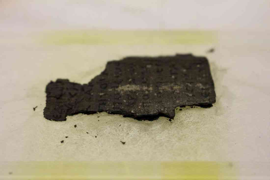 Complete text of carbonised Herculaneum scroll unlocked for first time