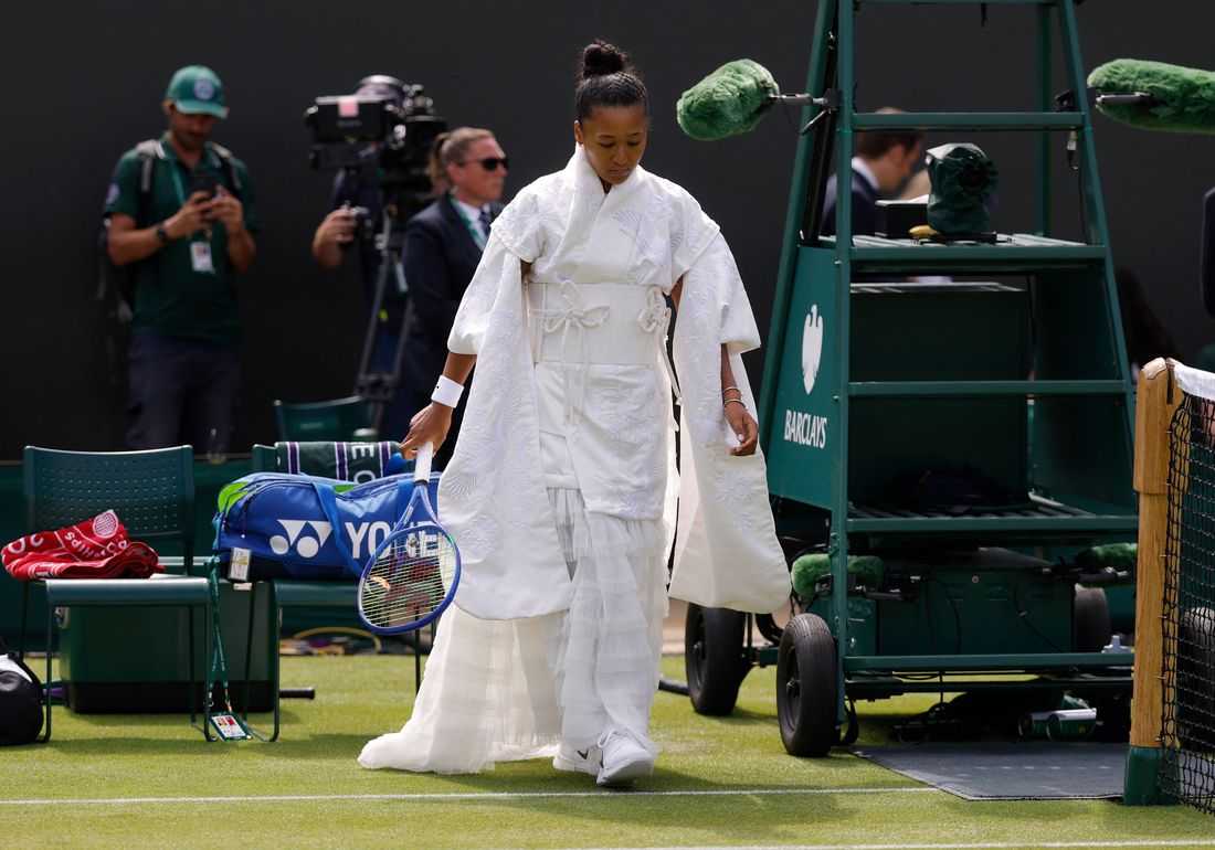 Osaka defeats Jacquemot after Japanese-inspired 'Kill Bill' kimono walk-on