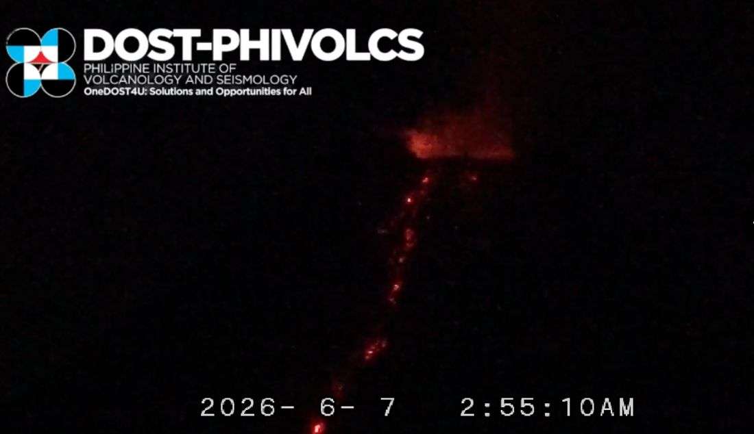 Mayon Volcano lava effusion observed at summit crater