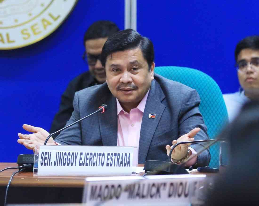Jinggoy Estrada says he won’t seek Senate custody, asks for salary to be put on hold