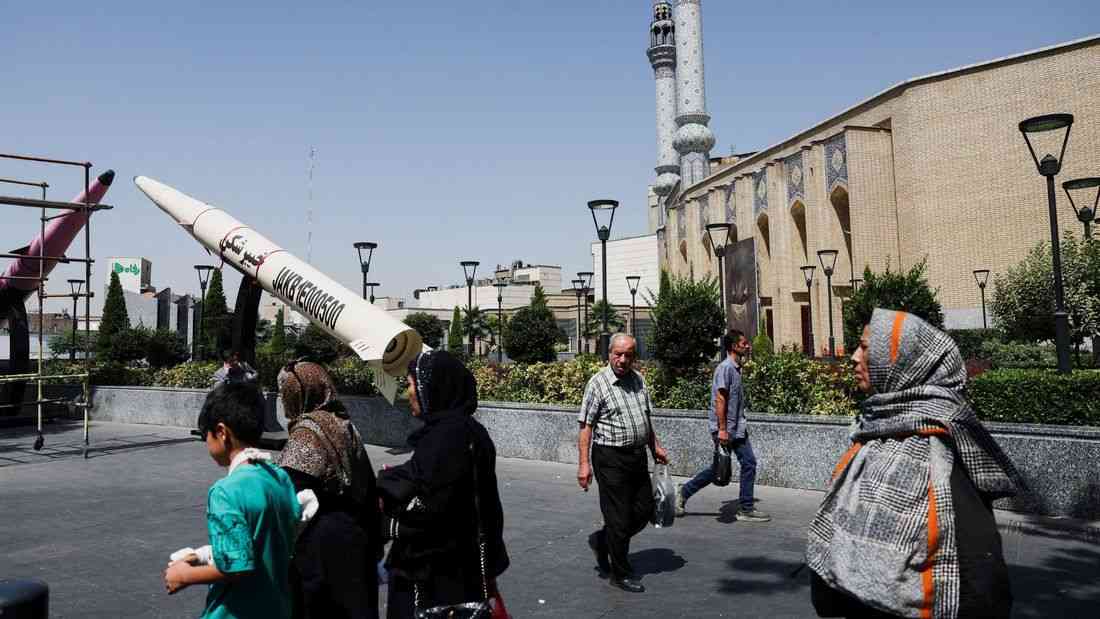Iran peace deal looms while new military action flares near Strait of Hormuz
