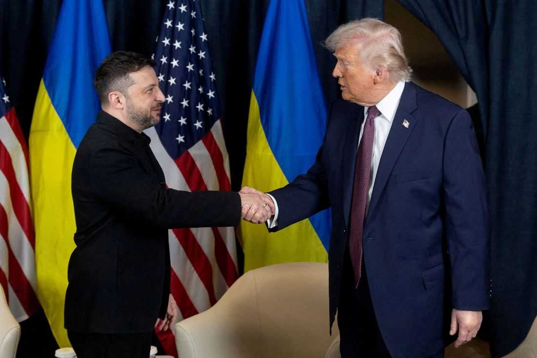 Ukraine's Zelenskiy discusses peace talks in call with Trump