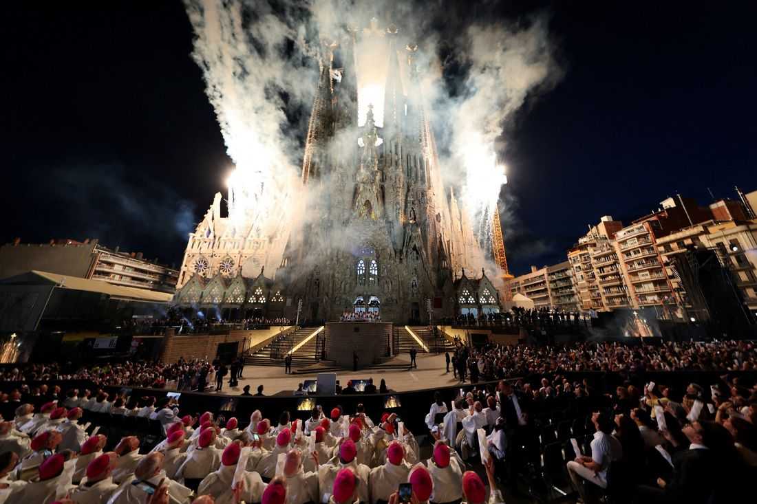 With Pope Leo's blessing, Barcelona's Sagrada Familia reaches new heights