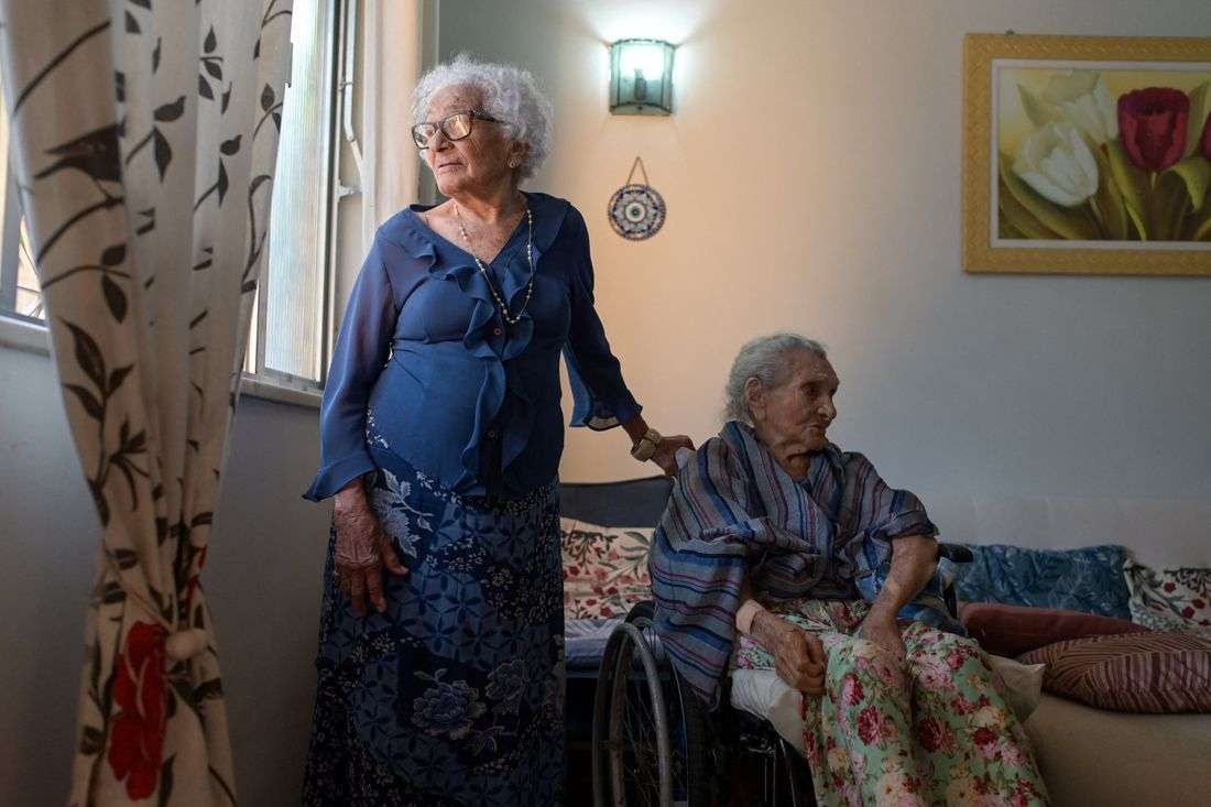 Scientists seek clues to longevity from three Brazilian sisters over 100